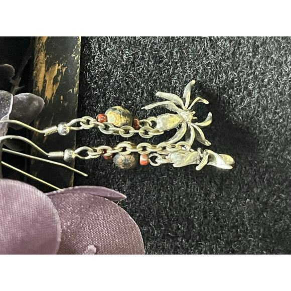 Hand Crafted Gothic Style Earrings - Picture 10 of 10